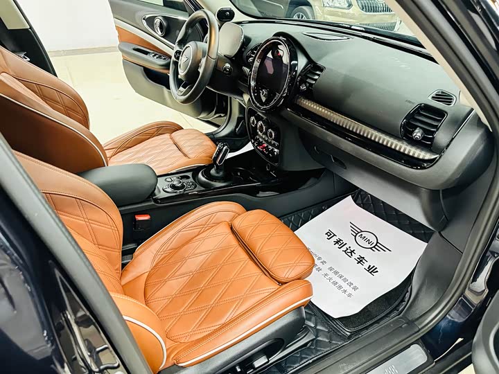 Фото 28 - Mini Clubman