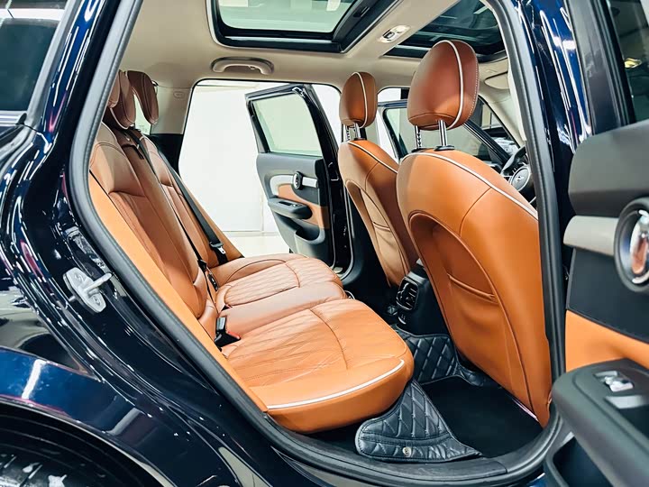 Фото 31 - Mini Clubman