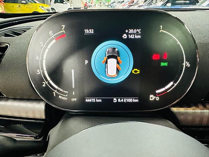 Фото 43 - Mini Clubman