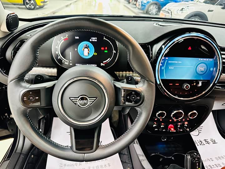 Фото 46 - Mini Clubman