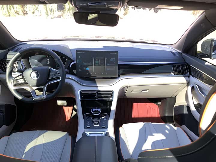 Фото 8 - BYD Song Plus Hybrid/EV