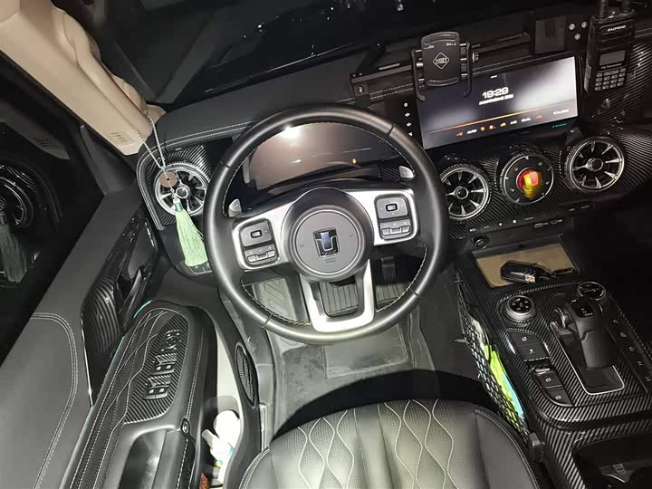 Фото 3 - Tank 300