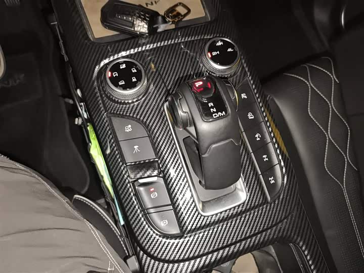 Фото 7 - Tank 300