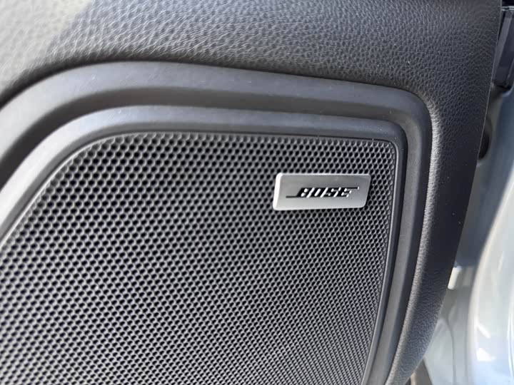 Фото 13 - Porsche Macan