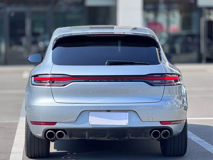 Фото 16 - Porsche Macan