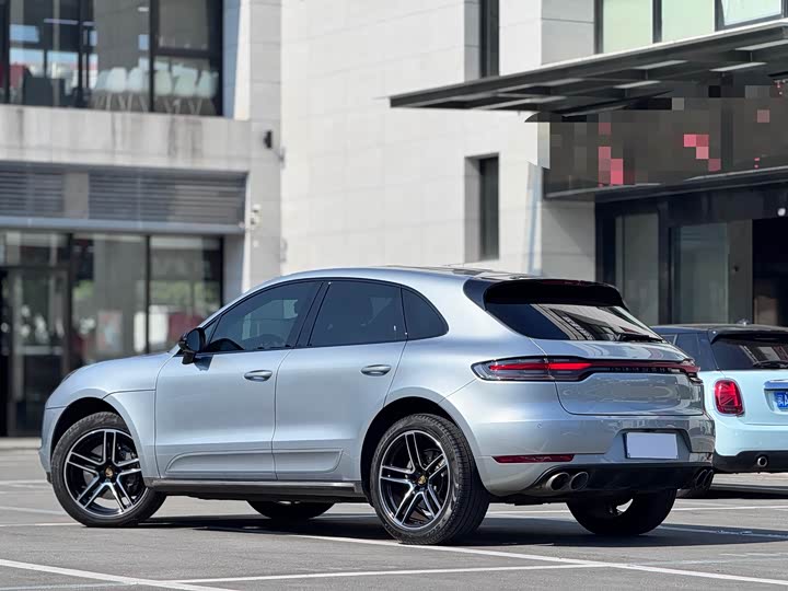 Фото 17 - Porsche Macan