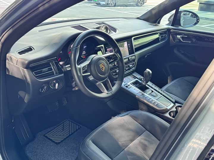 Фото 9 - Porsche Macan