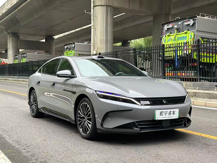 Фото 3 - BYD Han