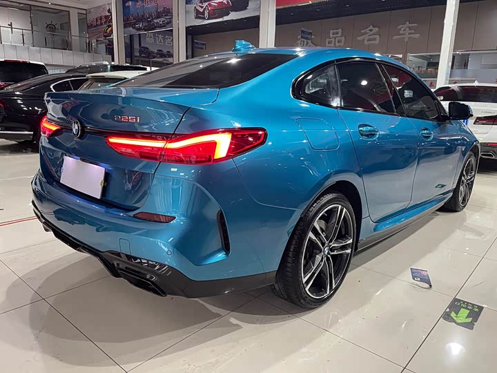 Фото 4 - BMW 2 Series