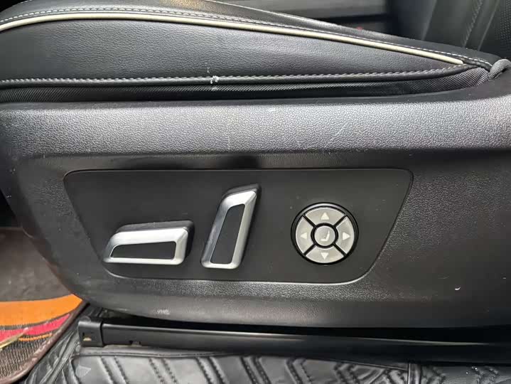 Фото 15 - Tank 300