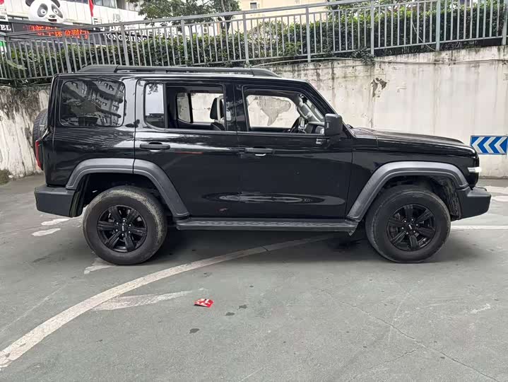 Фото 3 - Tank 300