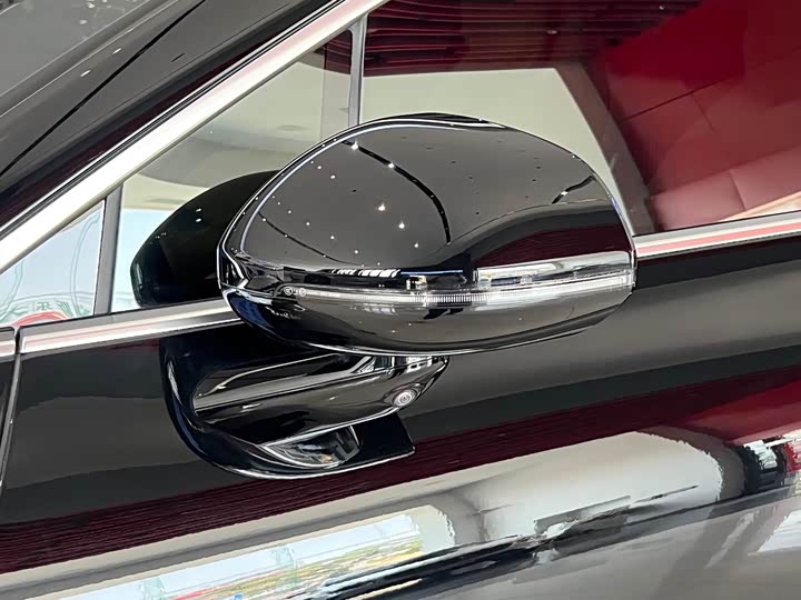 Фото 10 - Luxeed R7