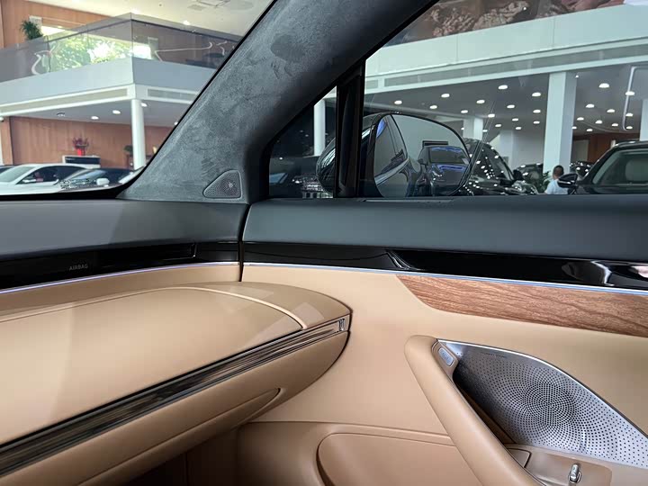 Фото 14 - Luxeed R7