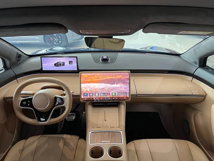 Фото 21 - Luxeed R7