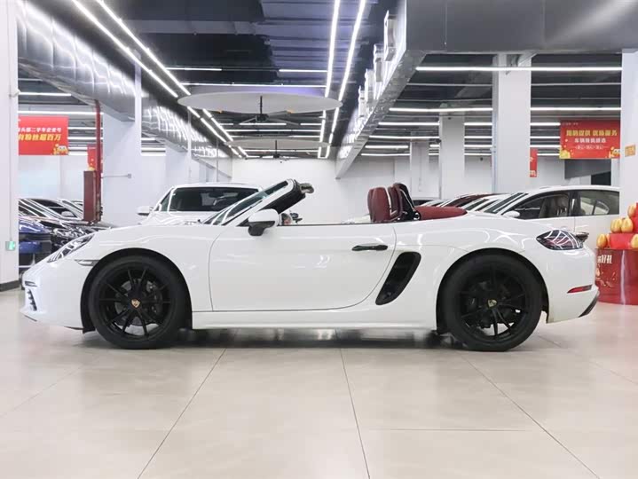 Фото 3 - Porsche 718