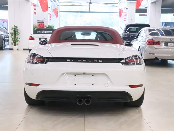 Фото 8 - Porsche 718