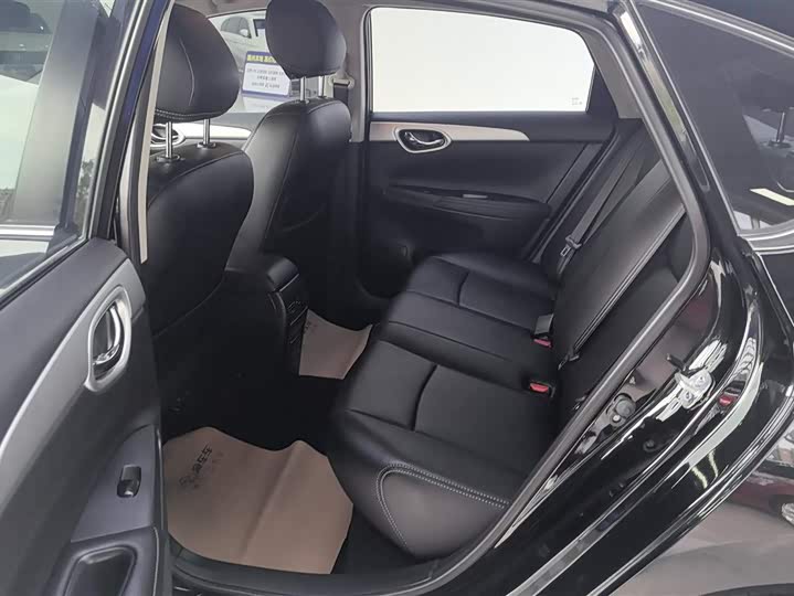 Фото 11 - Nissan Sylphy