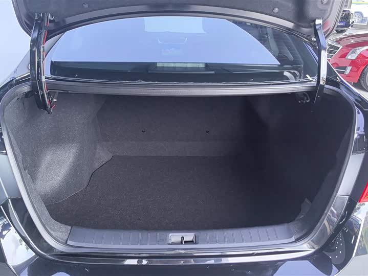 Фото 4 - Nissan Sylphy