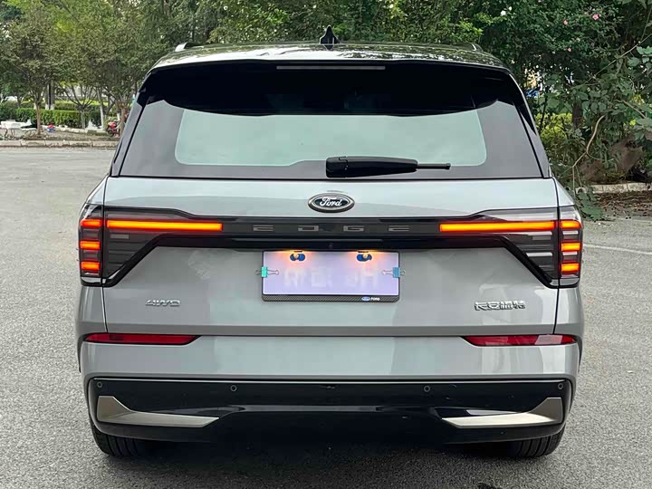 Фото 5 - Ford Edge