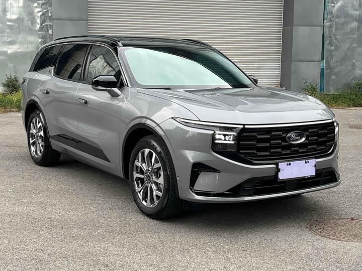 Фото 8 - Ford Edge