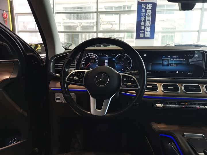 Фото 11 - Mercedes-Benz GLE-Class