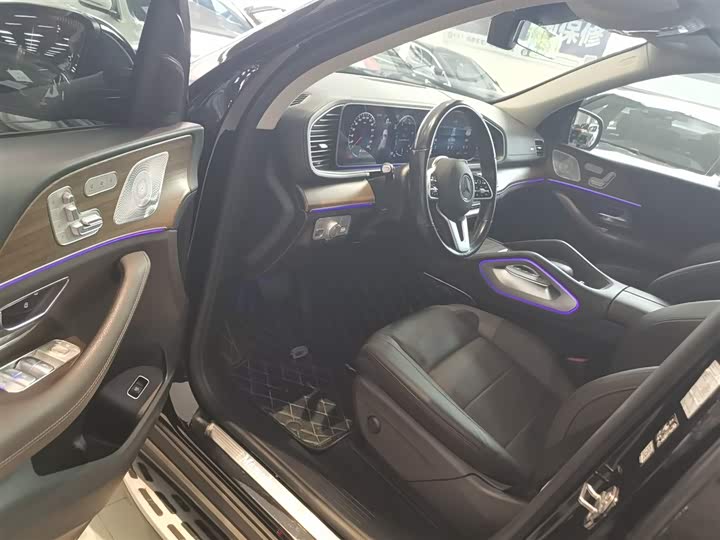 Фото 16 - Mercedes-Benz GLE-Class