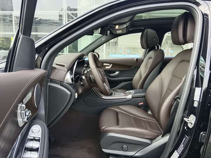 Фото 9 - Mercedes-Benz GLC-Class