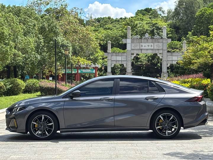 Фото 7 - GAC Trumpchi Empow R