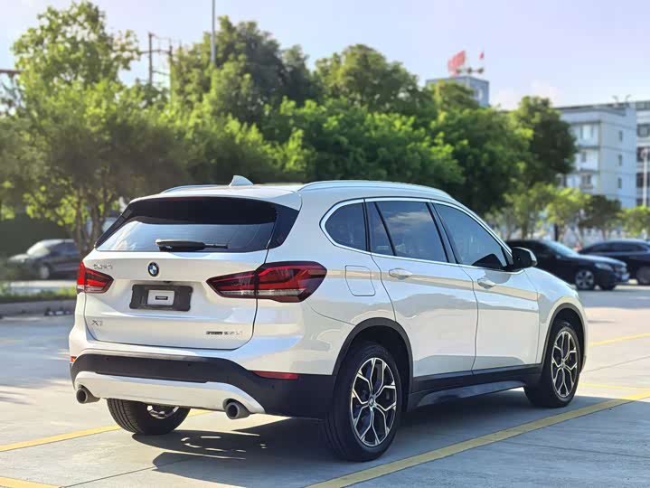 Фото 7 - BMW X1