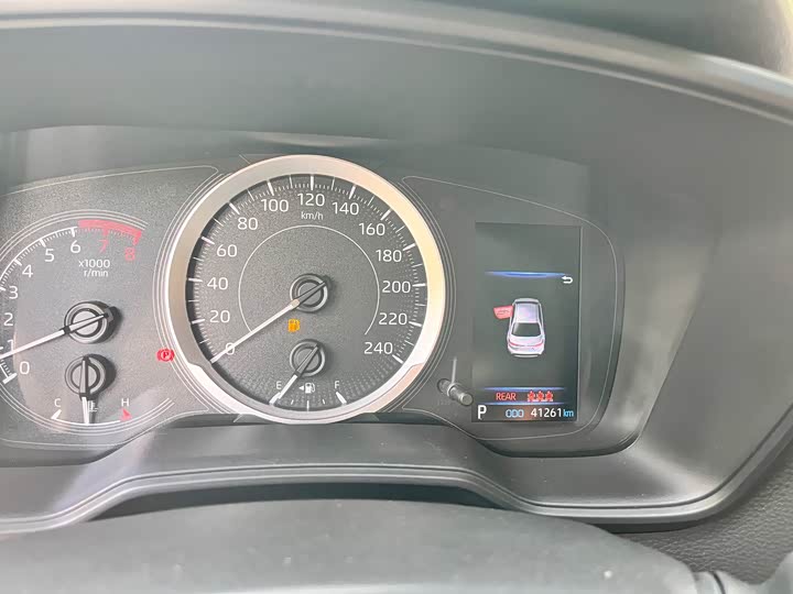 Фото 12 - Toyota Levin