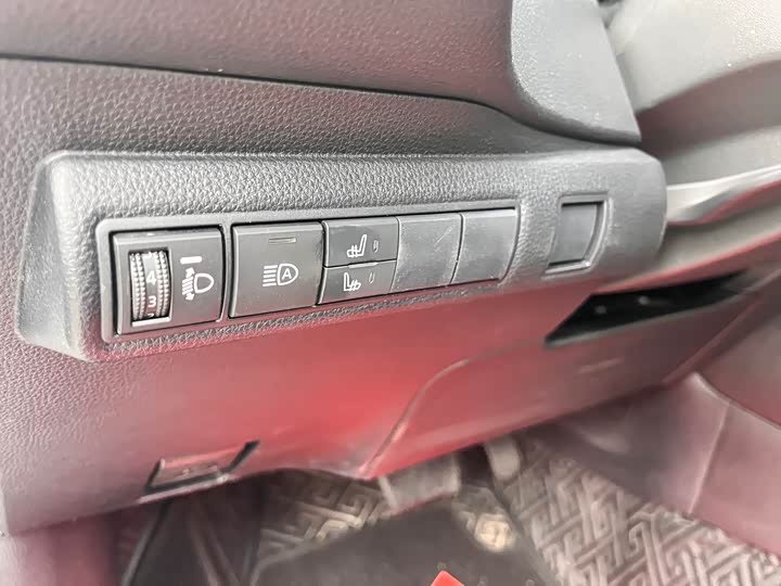 Фото 14 - Toyota Levin