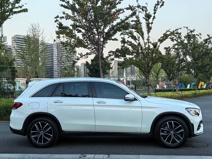 Фото 7 - Mercedes-Benz GLC-Class