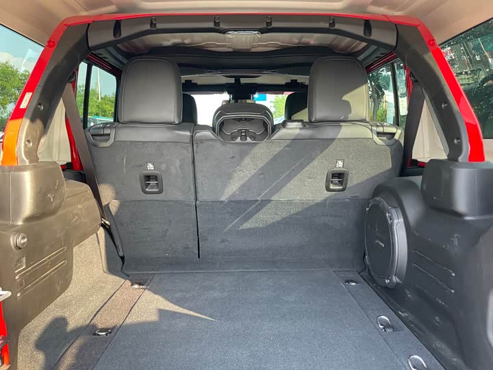 Фото 14 - Jeep Wrangler