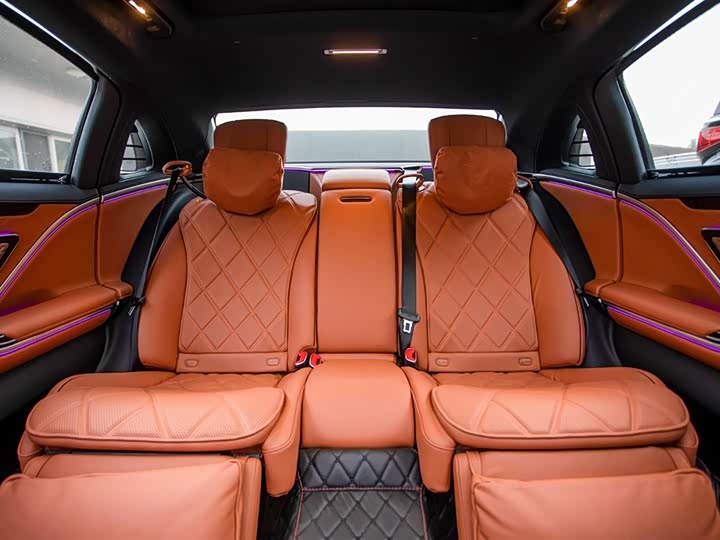 Фото 10 - Mercedes-Benz Maybach S-Class