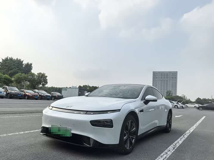 Фото 1 - XPeng P7