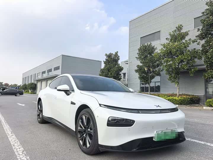 Фото 3 - XPeng P7