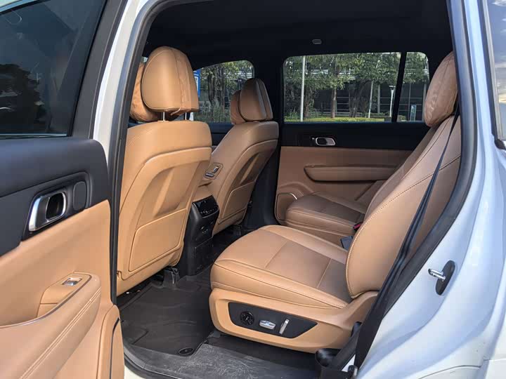 Фото 5 - LiXiang One