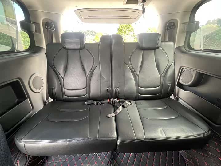 Фото 11 - JAC Refine M3