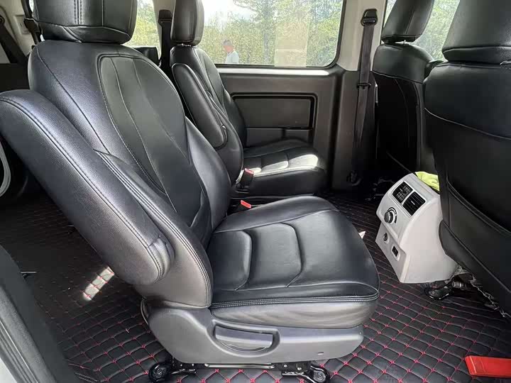 Фото 9 - JAC Refine M3