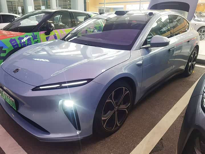 Фото 1 - Nio ET5