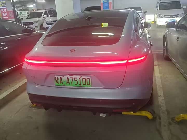 Фото 3 - Nio ET5