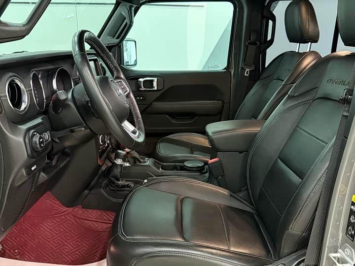 Фото 7 - Jeep Gladiator