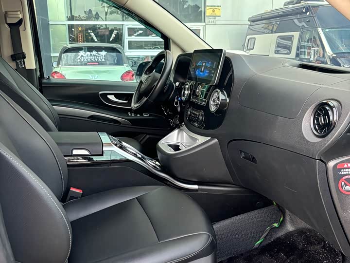 Фото 14 - Mercedes-Benz Vito