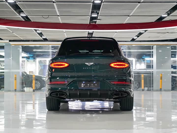 Фото 9 - Bentley Bentayga