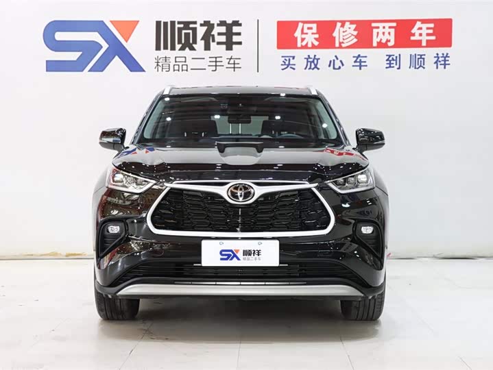 Фото 2 - Toyota Highlander