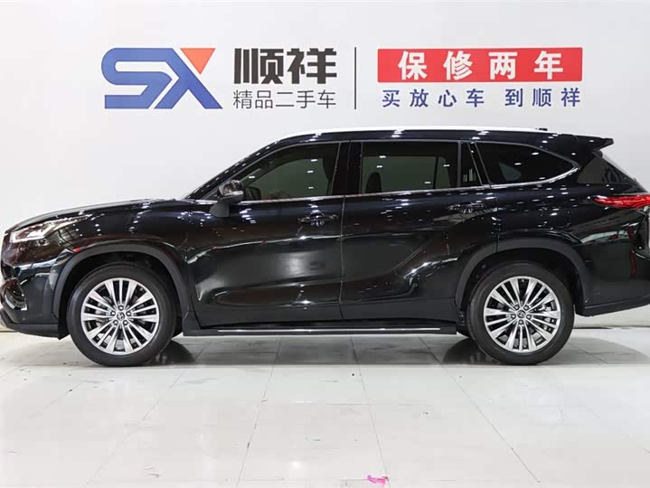 Фото 4 - Toyota Highlander
