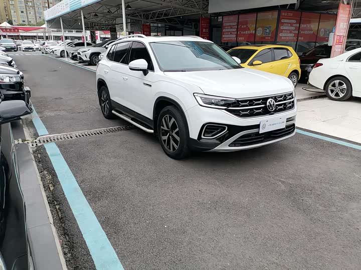 Фото 3 - Volkswagen Tayron