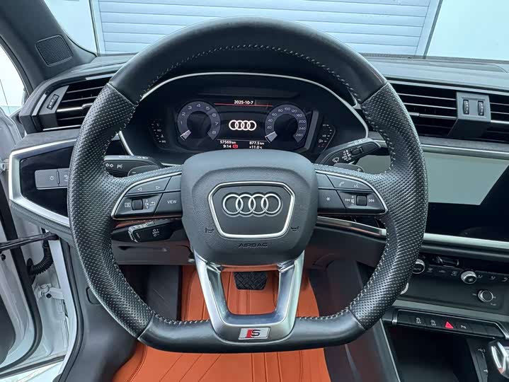 Фото 16 - Audi Q3 Sportback