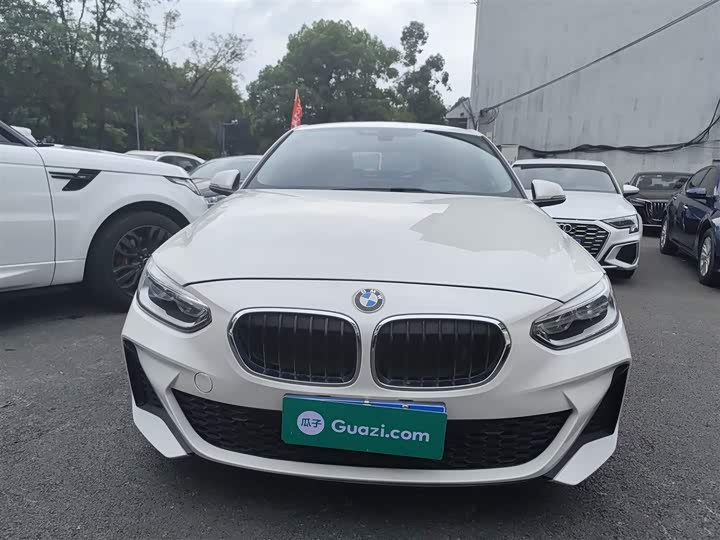 Фото 3 - BMW 1 Series