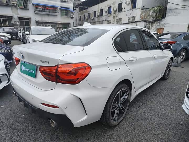 Фото 7 - BMW 1 Series